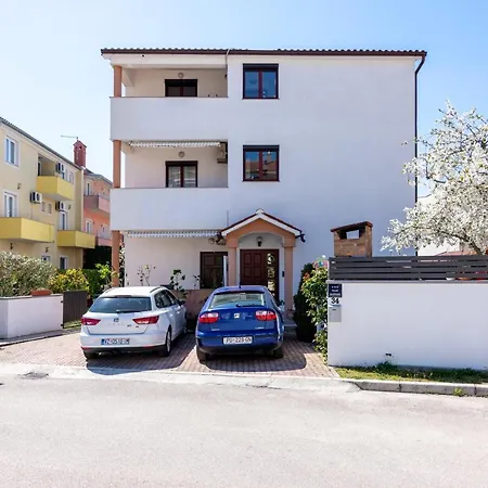 With A Parking Space - 18639 * Fazana