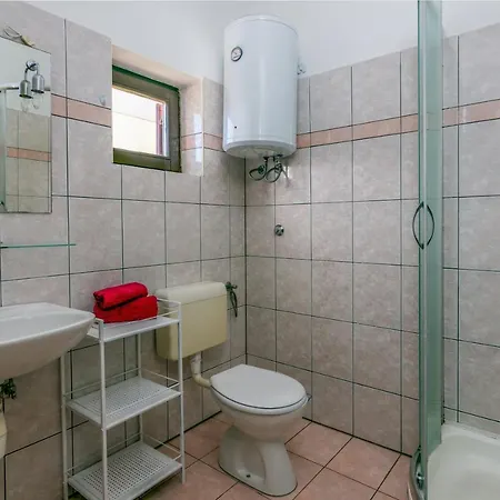 With A Parking Space - 18639 * Fazana