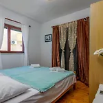 With Parking Space - 18639 Апартаменты *